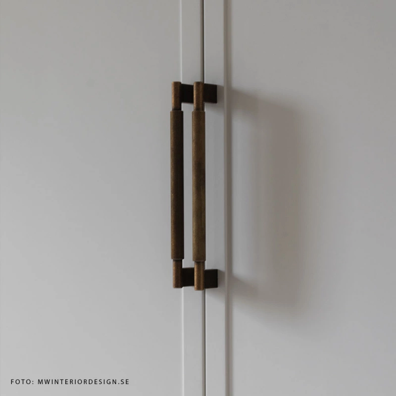 Handtag Arpa - 192mm - Antik mässing
