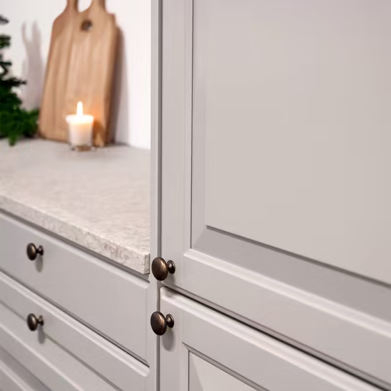 Knopp Duke - 32mm - Antik Mässing