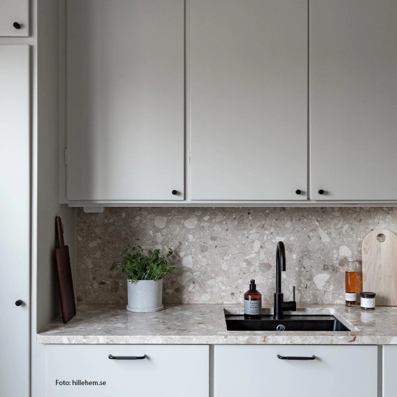 Knopp Helix - Mattsvart