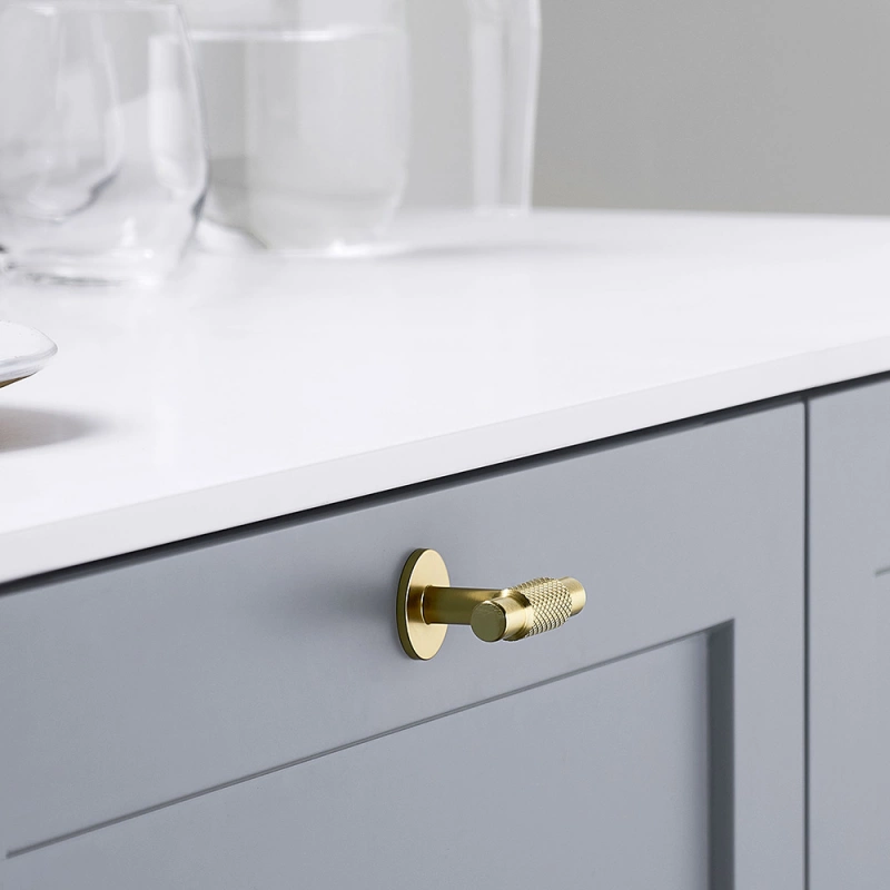 Knopp Manor T - Guld
