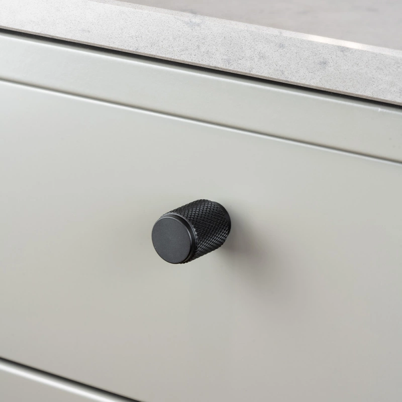 Knopp Riff - 21mm - Mattsvart