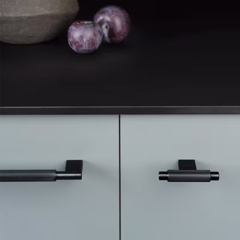 Knopp T Arpa - Rostfri look