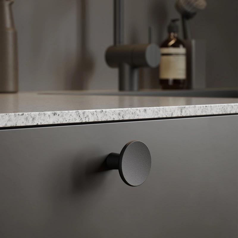 Knopp Terra - 37mm - Mattsvart