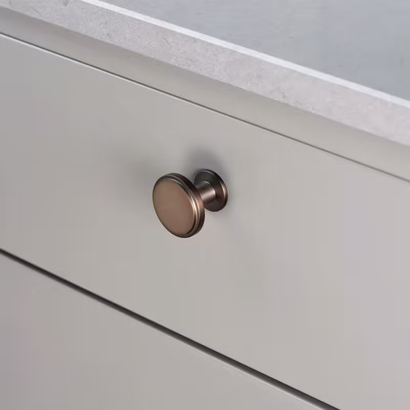 Knopp Uno - 30mm - Brunerad mässing